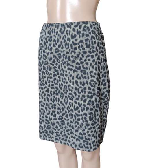 CAbi Womens Brown Black Leopard Animal Print Pencil Skirt Knee Length Size 0 - Picture 4 of 9